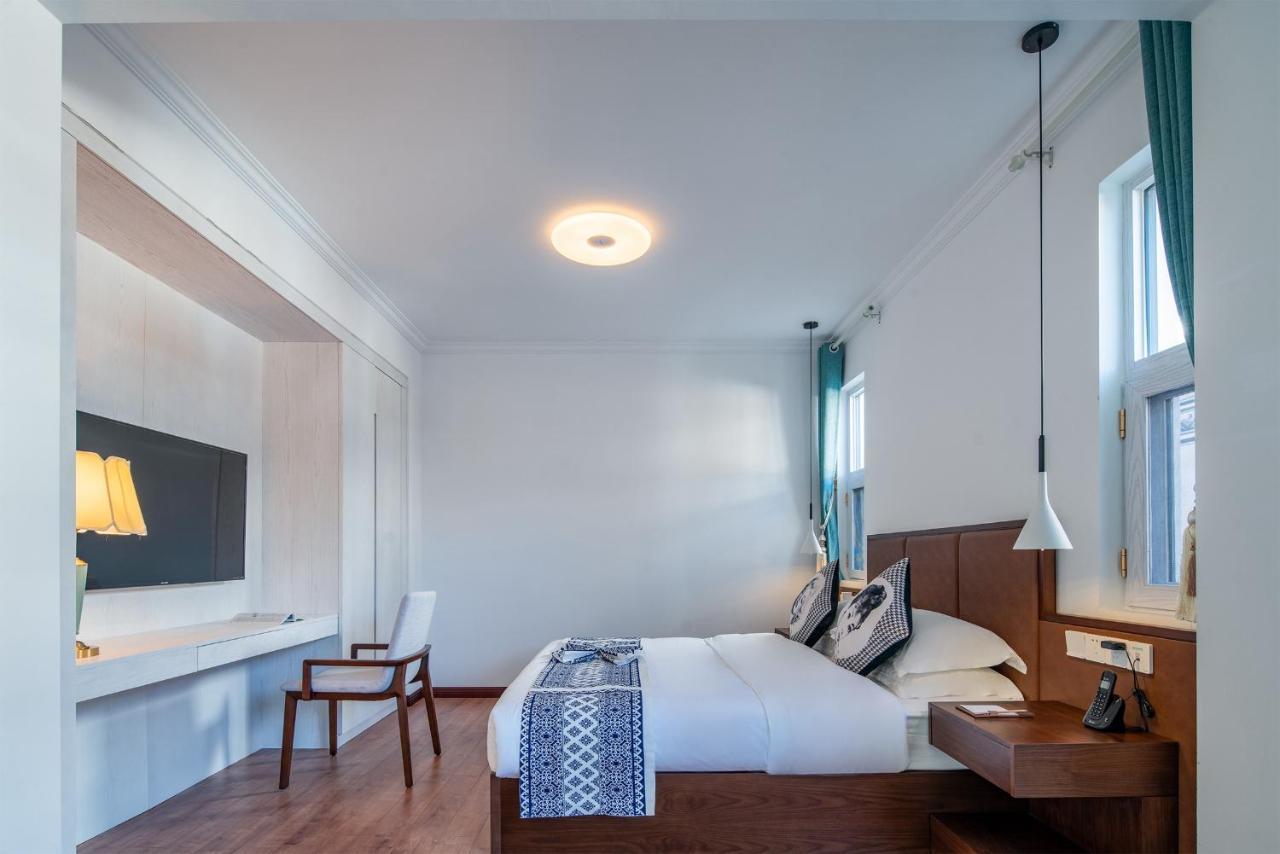 Dali T-Hotel Екстер'єр фото
