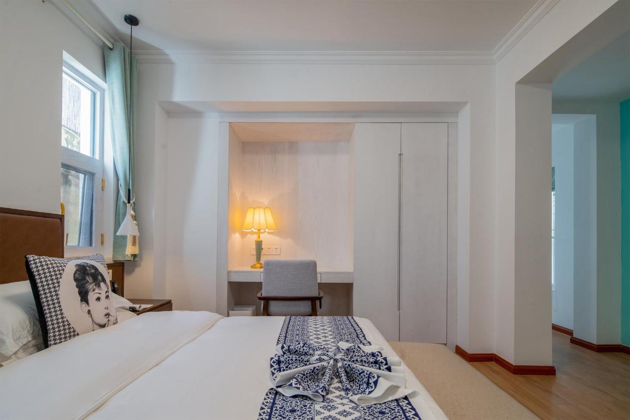 Dali T-Hotel Екстер'єр фото